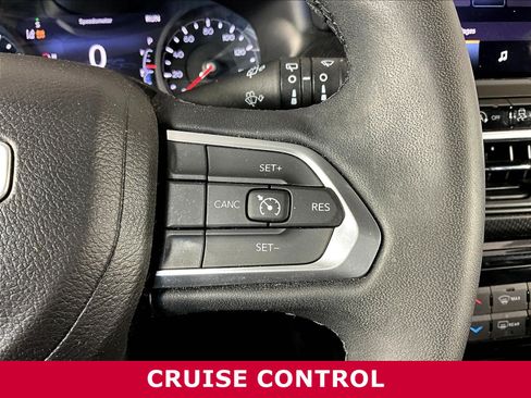 Used 2022 Jeep Compass Latitude AWD/4WD image 11