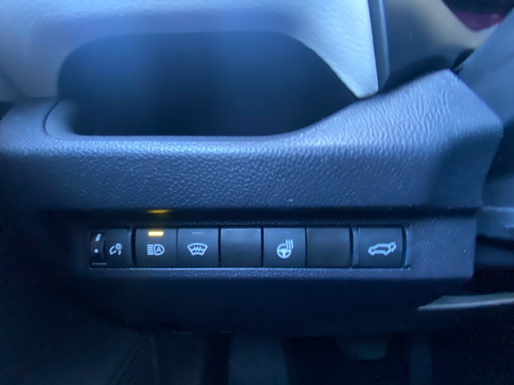 Used 2023 Toyota RAV4 XLE w/ Convenience Package AWD/4WD image 18