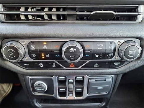 Used 2024 Jeep Wrangler Sport S image 24