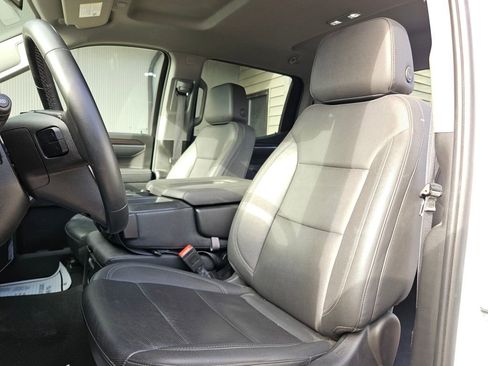 Used 2025 GMC Sierra 1500 SLT AWD/4WD image 11