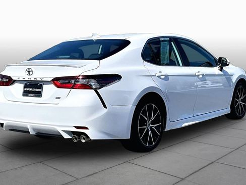 Used 2024 Toyota Camry SE FWD image 12