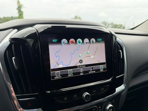 Used 2019 Chevrolet Traverse Premier w/ Driver Confidence II Package FWD image 13