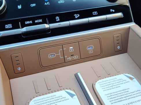 New 2026 Hyundai Santa Fe Limited image 16