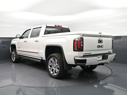 Used 2018 GMC Sierra 1500 Denali w/ Denali Ultimate Package image 5