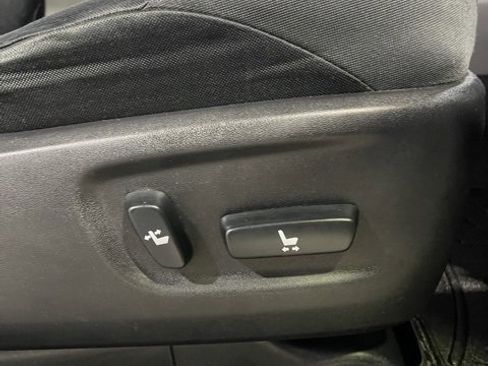 Used 2012 Toyota 4Runner SR5 image 13