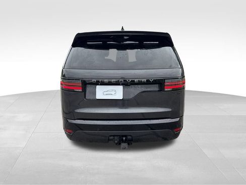 New 2024 Land Rover Discovery Dynamic SE image 11