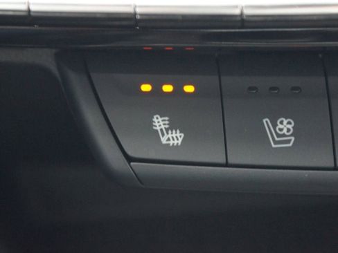 Used 2025 Cadillac CT5 Sport image 9