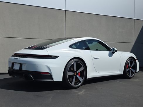 Certified 2026 Porsche 911 Carrera S RWD image 7