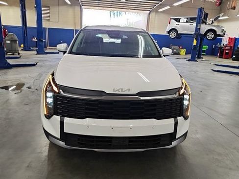 Certified 2026 Kia Sportage LX FWD image 4