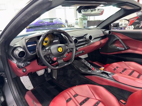Used 2021 Ferrari 812 GTS image 45