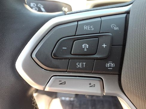 Used 2022 Volkswagen Atlas SE AWD/4WD image 19