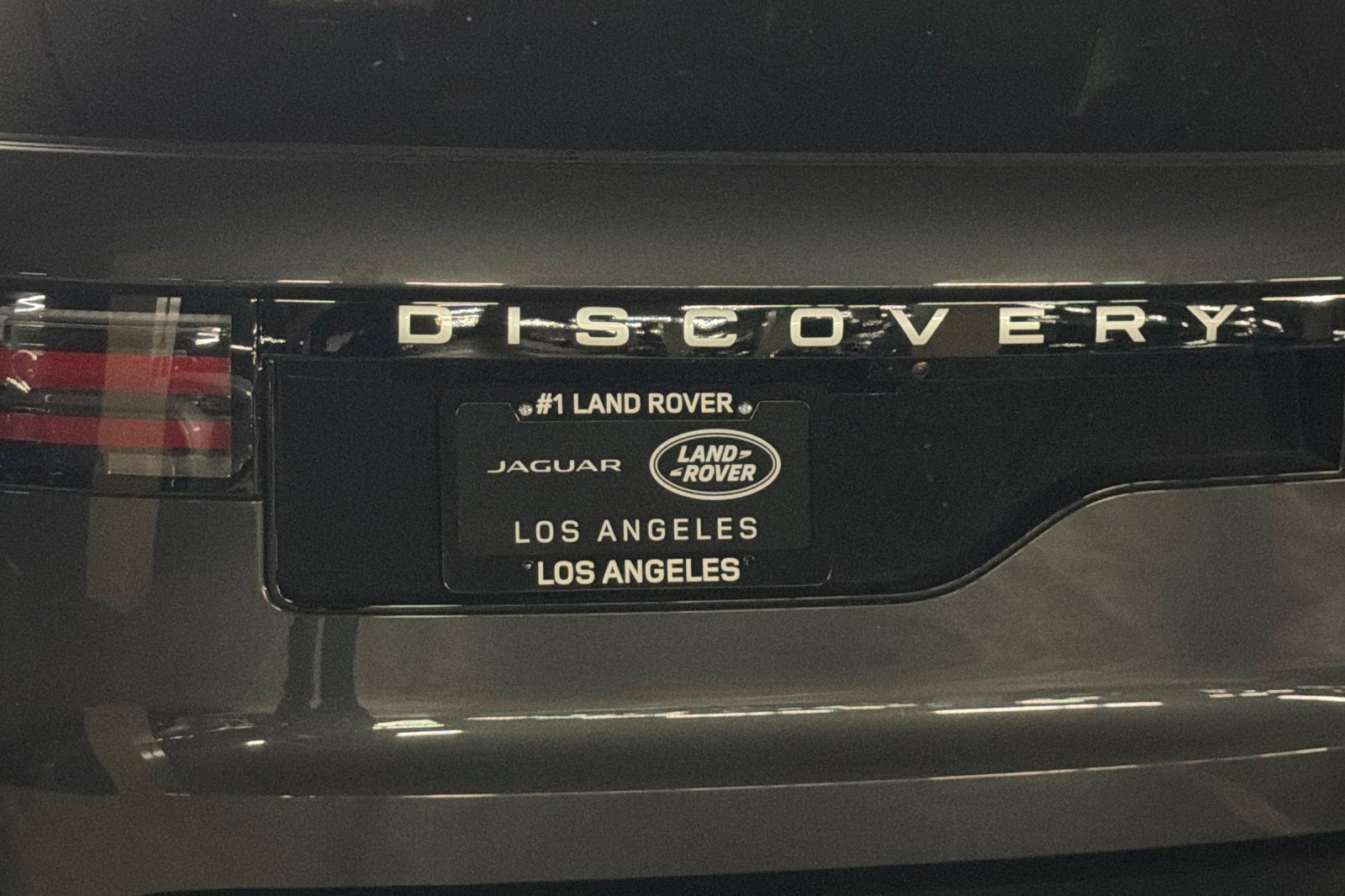 New 2026 Land Rover Discovery Limited Edition AWD/4WD image 16