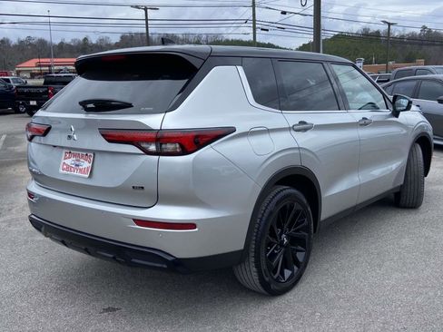 Used 2023 Mitsubishi Outlander SEL image 22