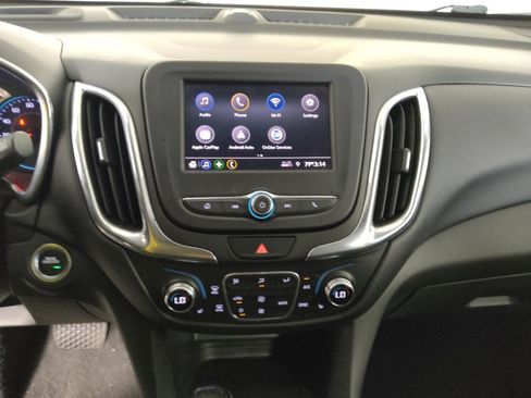 Used 2020 Chevrolet Equinox LT FWD image 25