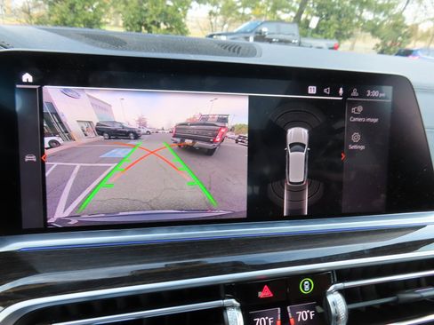 Used 2019 BMW X5 xDrive40i w/ Executive Package image 23