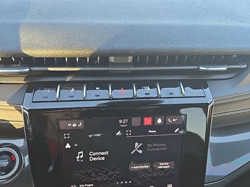 Used 2022 Jeep Grand Cherokee Altitude image 31