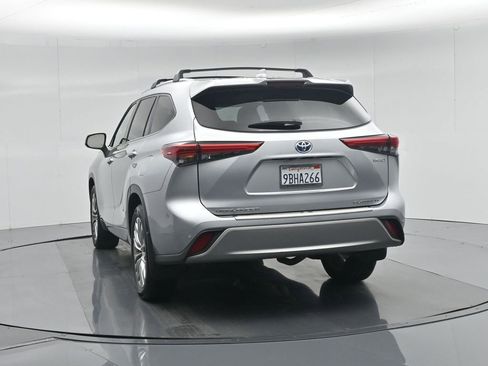 Used 2022 Toyota Highlander Platinum image 40