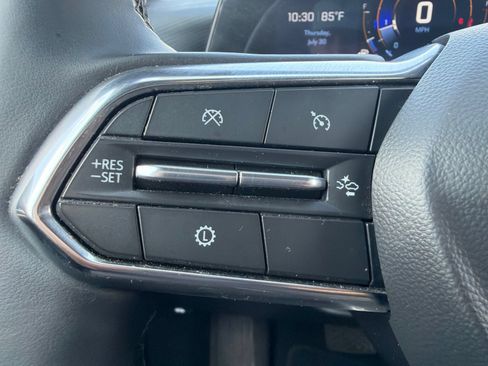 Used 2025 Chevrolet Equinox LT AWD/4WD image 21