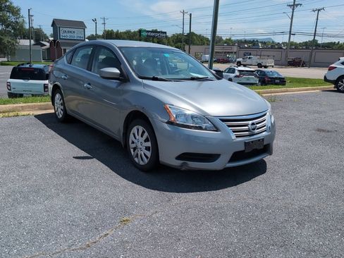 Used 2013 Nissan Sentra SV FWD image 3