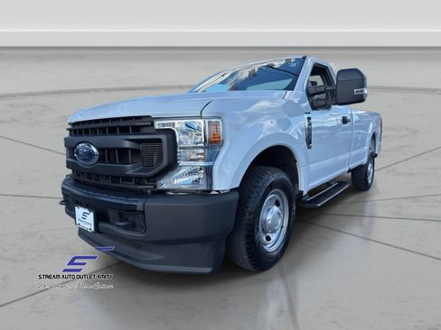 Used 2021 Ford F250 XL w/ Power Equipment Group image 3