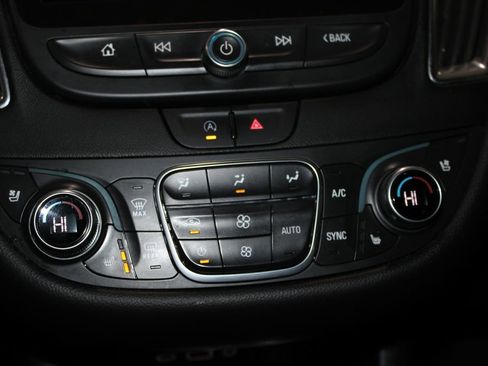 Used 2025 Chevrolet Malibu LT FWD image 45