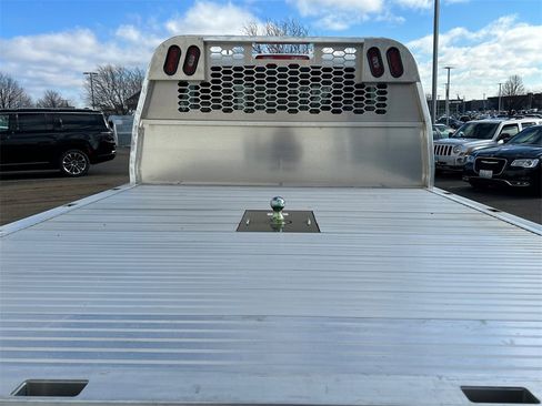 New 2024 RAM 3500 Tradesman w/ Chrome Appearance Group image 27