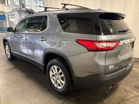 Used 2020 Chevrolet Traverse LT FWD image 6
