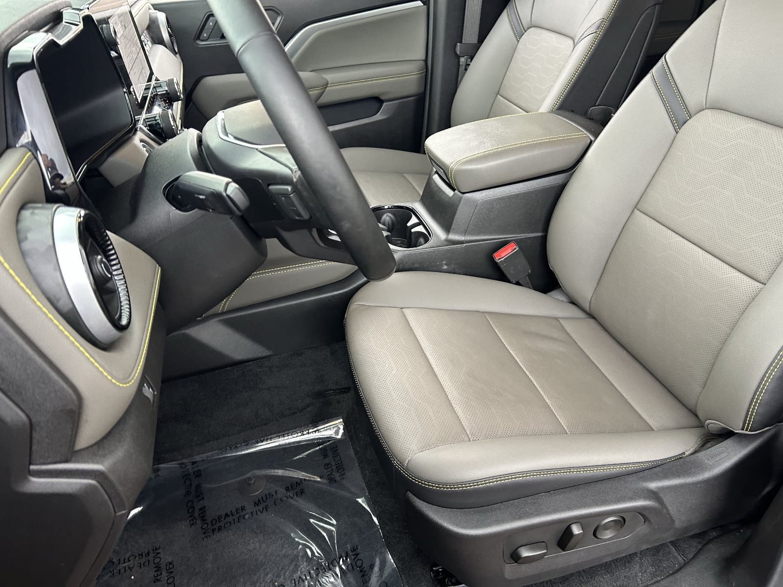 Used 2025 Chevrolet Colorado ZR2 AWD/4WD image 23