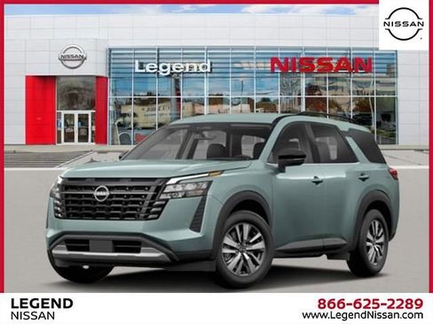 New 2026 Nissan Pathfinder SL image 1
