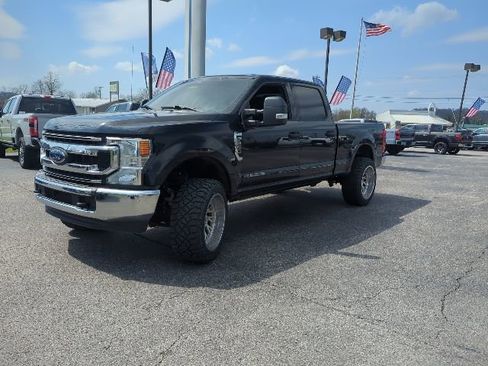 Used 2020 Ford F250 XLT image 4
