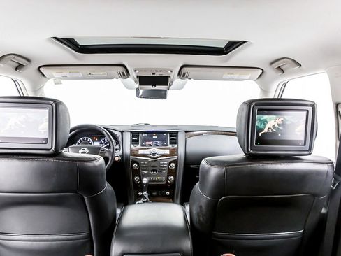 Used 2019 Nissan Armada Platinum w/ Captain's Chairs Package RWD image 16