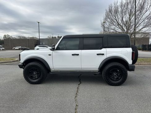 Used 2024 Ford Bronco Wildtrak image 5