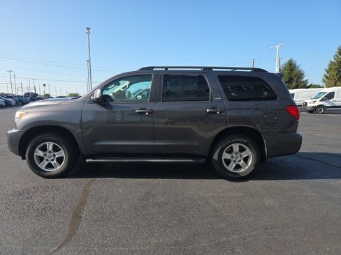 Used 2014 Toyota Sequoia SR5 w/ Premium Package AWD/4WD image 8