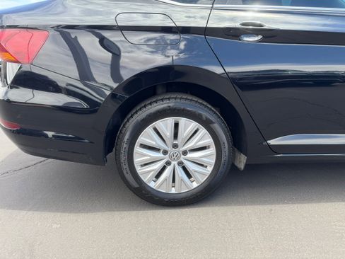 Used 2019 Volkswagen Jetta FWD image 23
