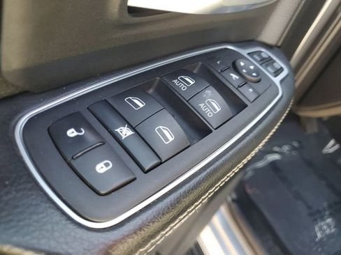 Used 2024 RAM 2500 Big Horn image 19