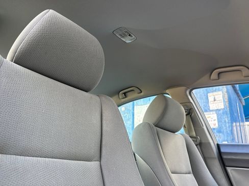 Used 2011 Honda Civic DX-VP image 22