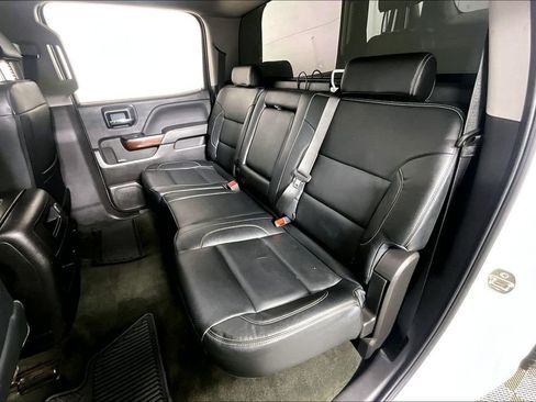 Used 2018 GMC Sierra 1500 SLE image 25