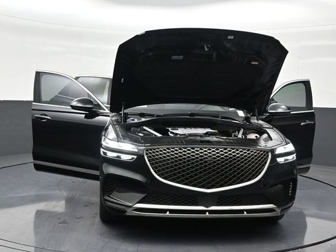 Used 2022 Genesis GV70 2.5T w/ Advanced Package image 37