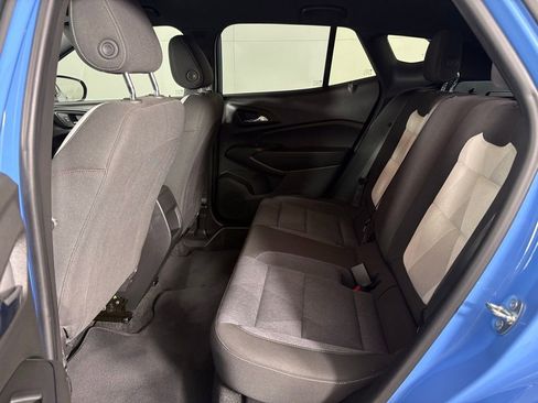 Used 2024 Chevrolet Trax RS image 36