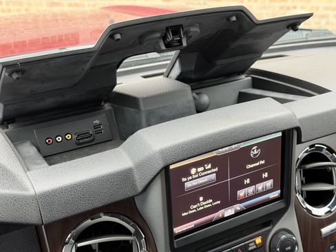 Used 2014 Ford F350 Lariat image 37