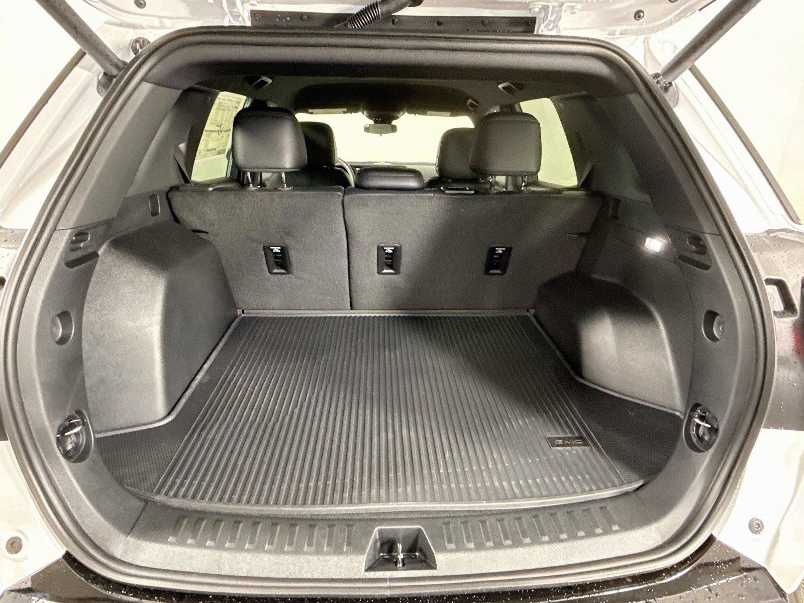 New 2027 GMC Terrain AT4 w/ Convenience Package III AWD/4WD image 19