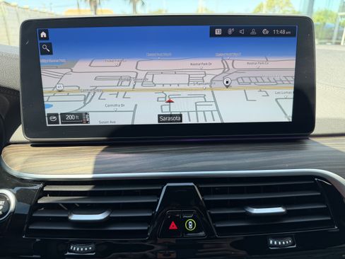 Used 2022 BMW M550i xDrive AWD/4WD image 28