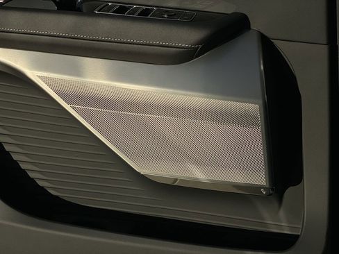 New 2026 Cadillac Vistiq Sport w/ LPO, Premium Carpet Package image 31