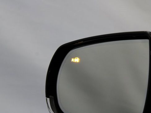 Certified 2025 Cadillac CT4 Premium Luxury image 26