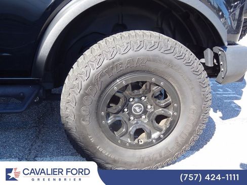 Certified 2024 Ford Bronco Wildtrak AWD/4WD image 19
