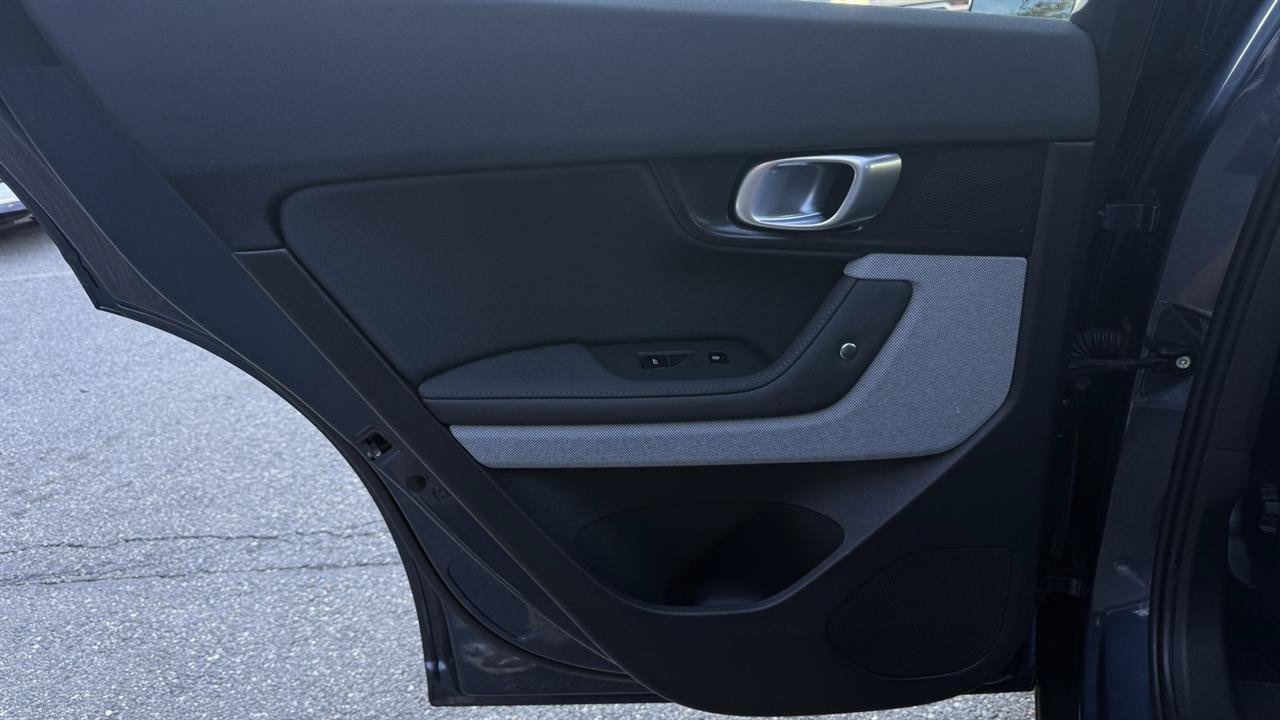 Used 2023 Polestar Polestar 2 FWD image 29