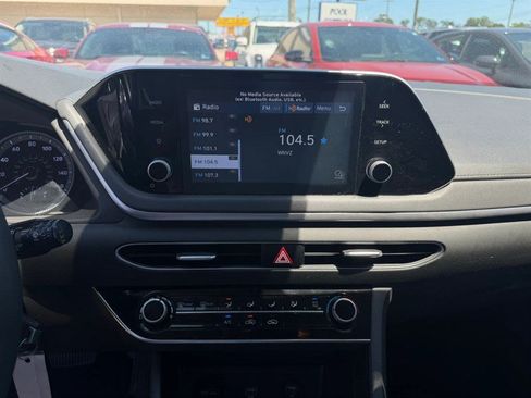Used 2021 Hyundai Sonata SE FWD image 12