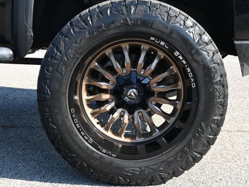 Used 2023 GMC Sierra 2500 AT4 w/ Gooseneck/5TH Wheel Package image 13