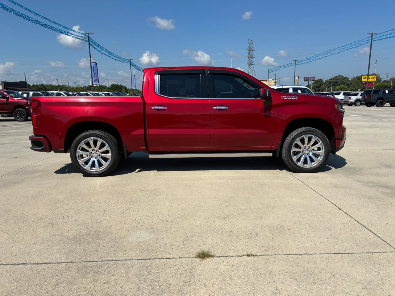 Used 2021 Chevrolet Silverado 1500 High Country w/ Technology Package AWD/4WD image 5