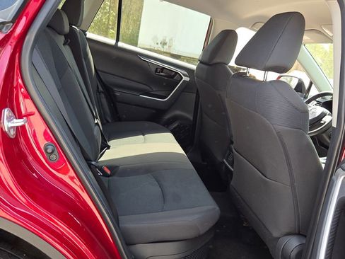 Used 2025 Toyota RAV4 LE image 14